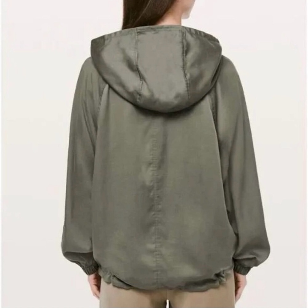 Lululemon City Stroll Hoodie Grey Sage Size 6 - Picture 2 of 7